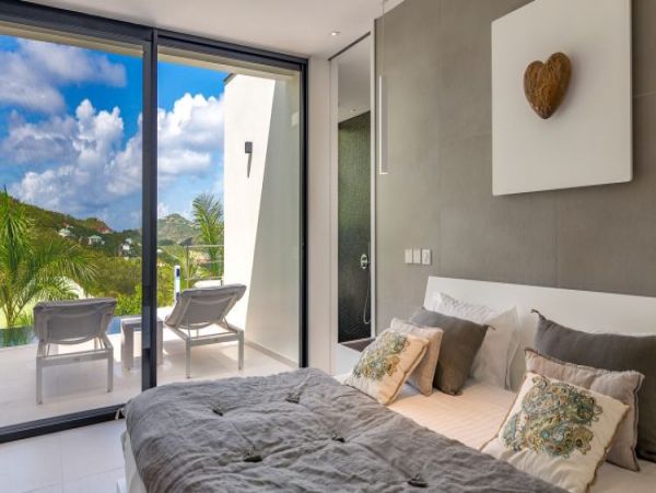 St. Barts Home 964385