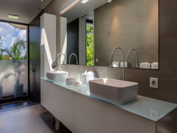 St. Barts Home 964385