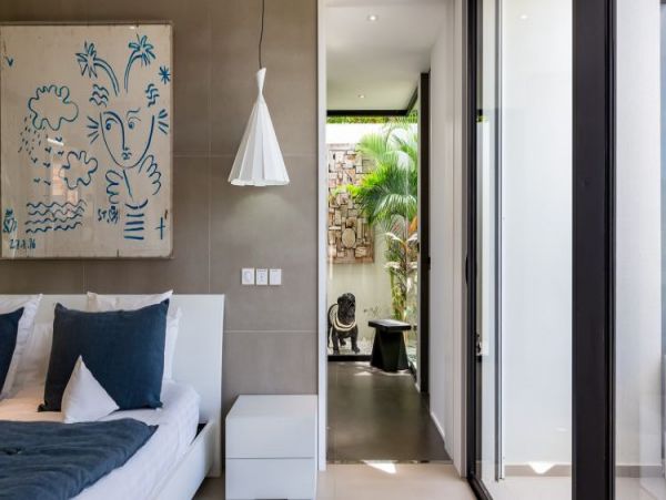 St. Barts Home 964385