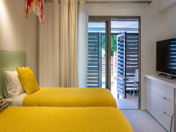 St. Barts Home 964385