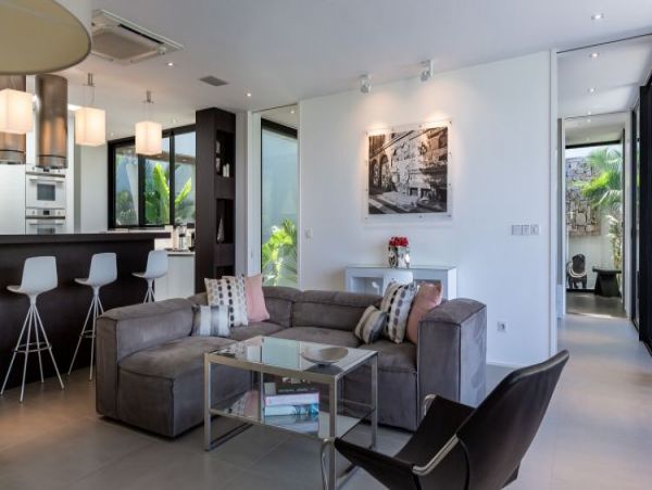 St. Barts Home 964385