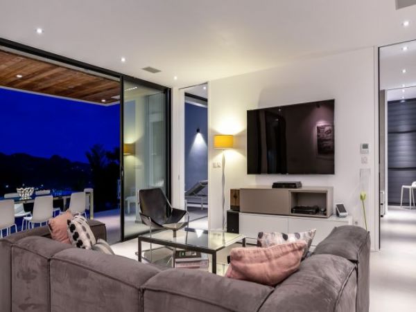 St. Barts Home 964385