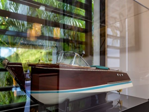 St. Barts Home 964385