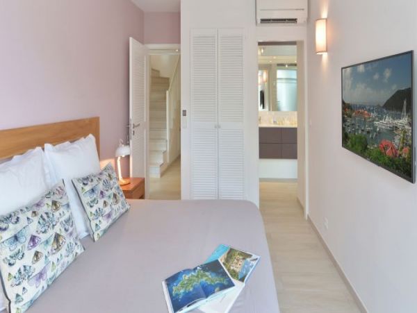 St. Barts Home 964386