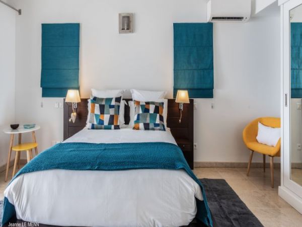 St. Barts Home 964387