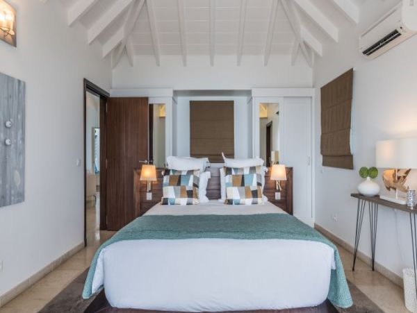 St. Barts Home 964387