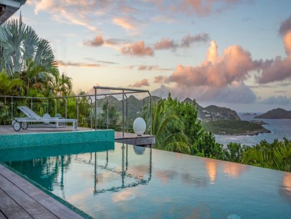 St. Barts Home 964387