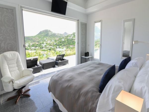 St. Barts Home 964388