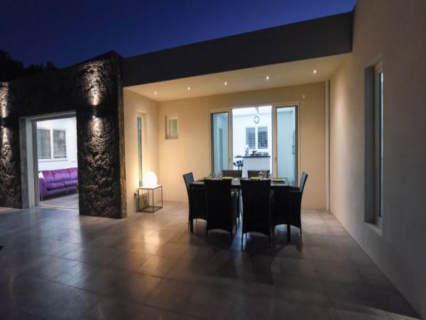 St. Barts Home 964388