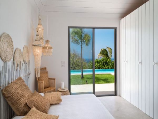 St. Barts Home 964389