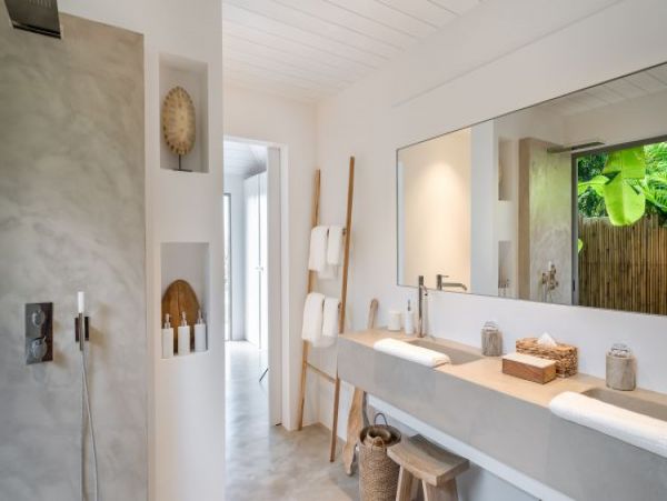 St. Barts Home 964389