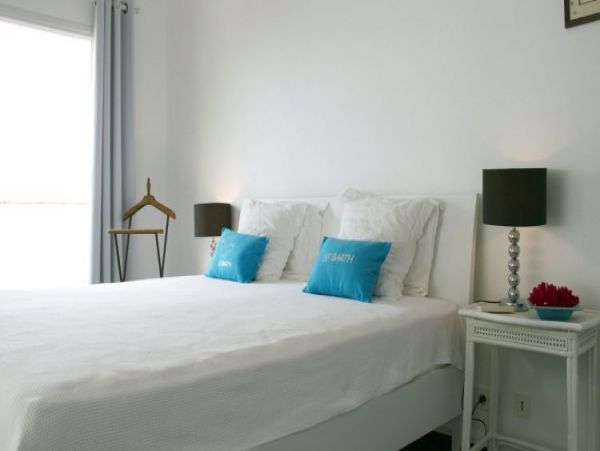 St. Barts Home 964391