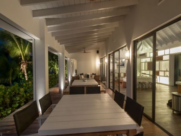St. Barts Home 964395