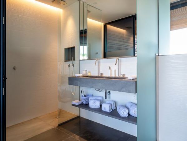 St. Barts Home 964397