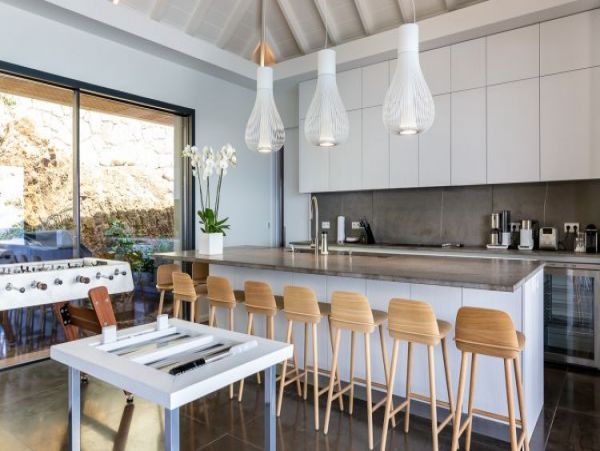 St. Barts Home 964397