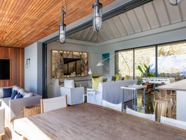 St. Barts Home 964397