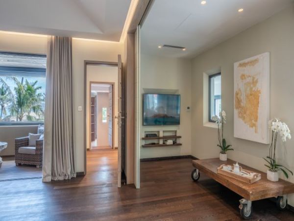 St. Barts Home 964398