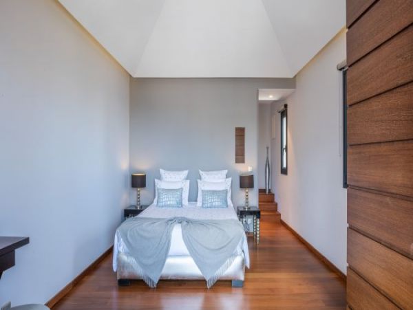 St. Barts Home 964398