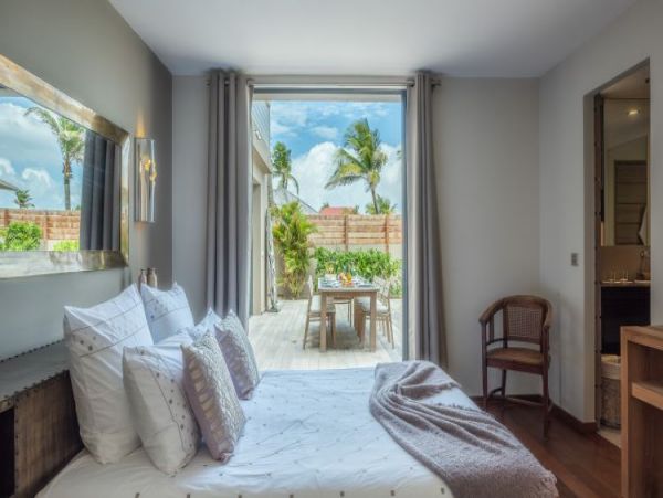 St. Barts Home 964398