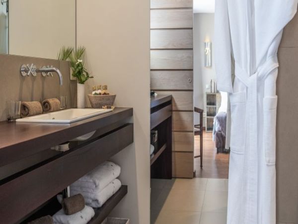 St. Barts Home 964398