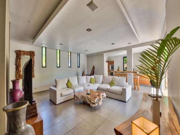 St. Barts Home 964398