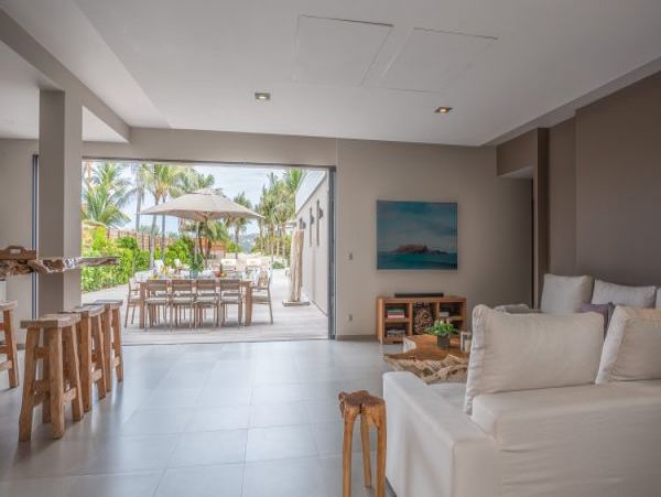 St. Barts Home 964398