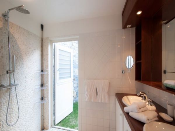 St. Barts Home 964400