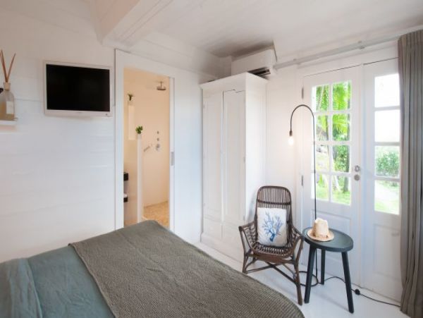 St. Barts Home 964401