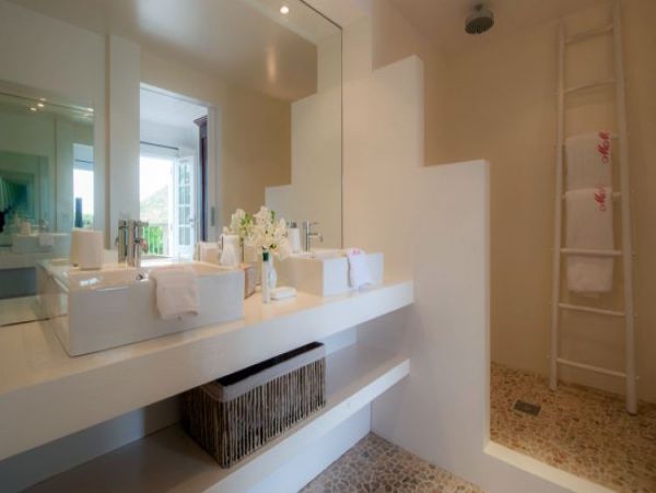 St. Barts Home 964401