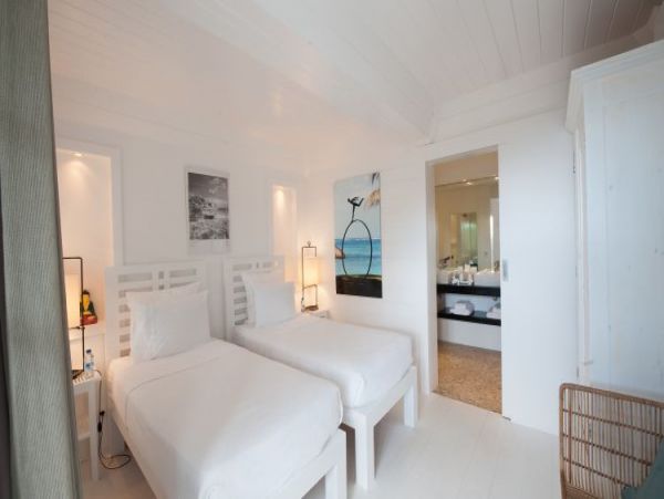 St. Barts Home 964401
