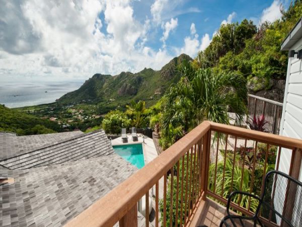 St. Barts Home 964401