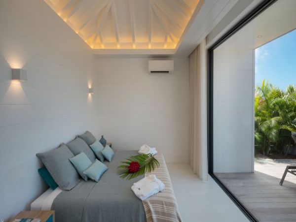 St. Barts Home 964402