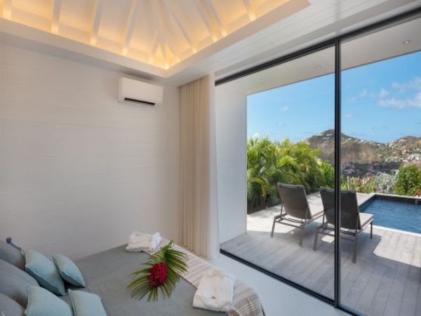 St. Barts Home 964402