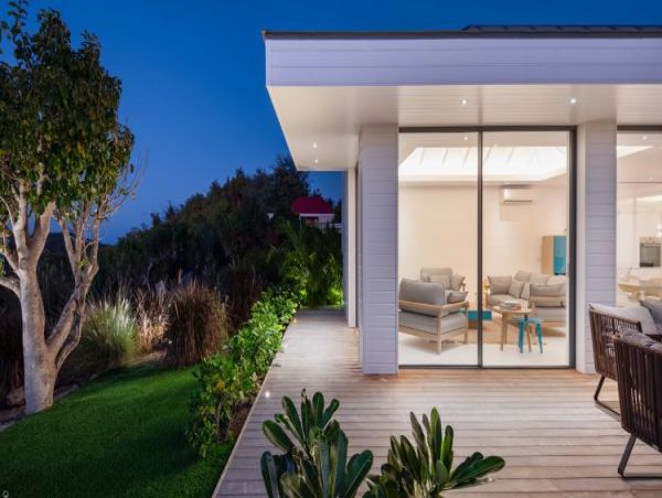 St. Barts Home 964402