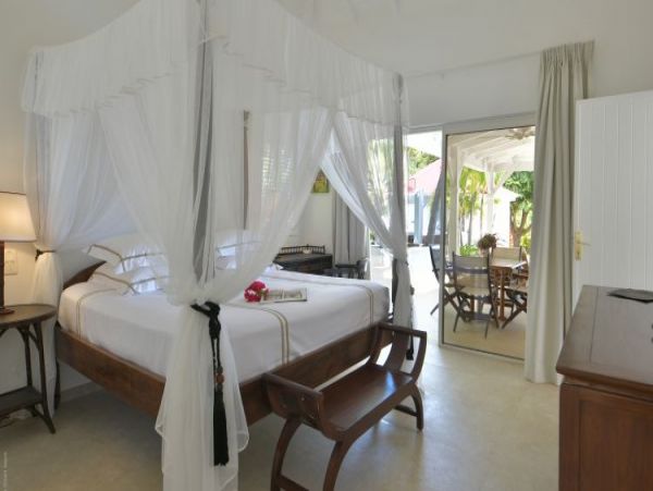 St. Barts Home 964403
