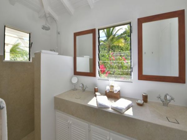 St. Barts Home 964403