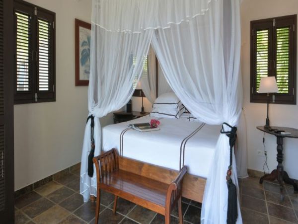 St. Barts Home 964403