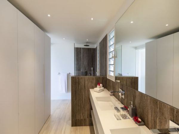 St. Barts Home 964404