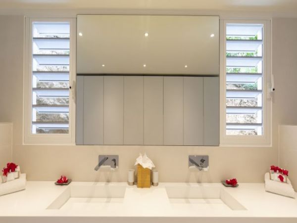 St. Barts Home 964404