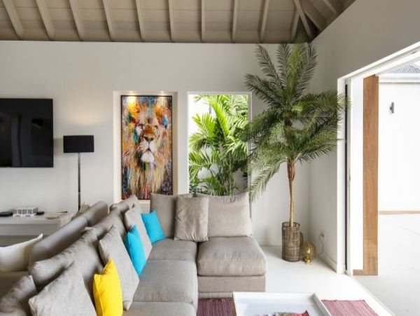 St. Barts Home 964404
