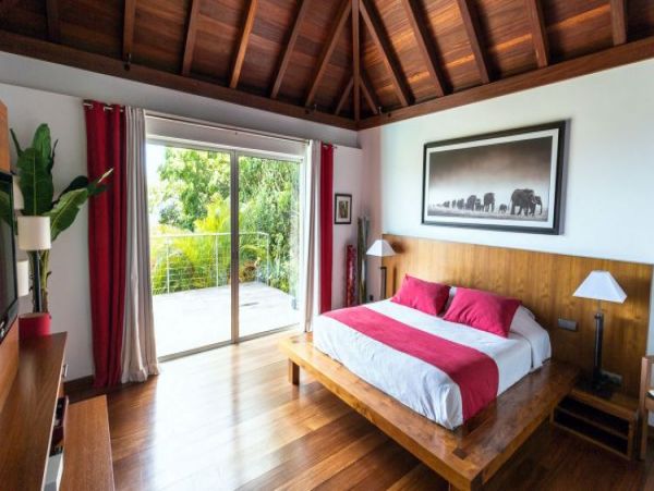 St. Barts Home 964405