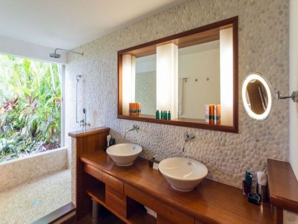 St. Barts Home 964405