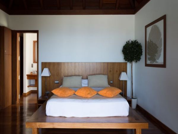 St. Barts Home 964405