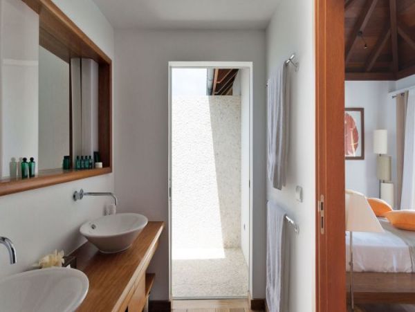 St. Barts Home 964405