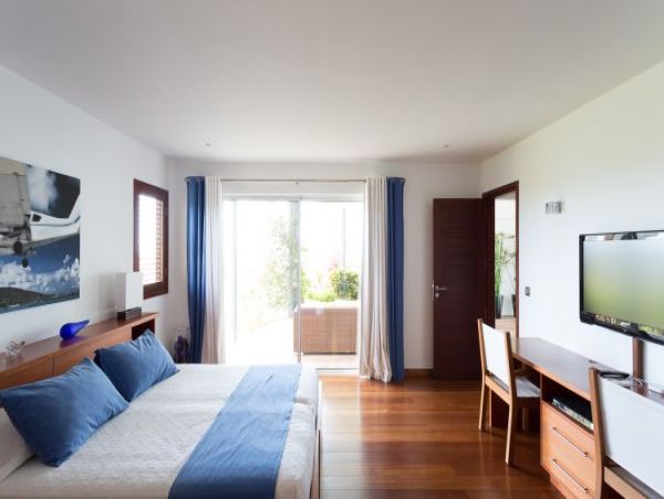 St. Barts Home 964405