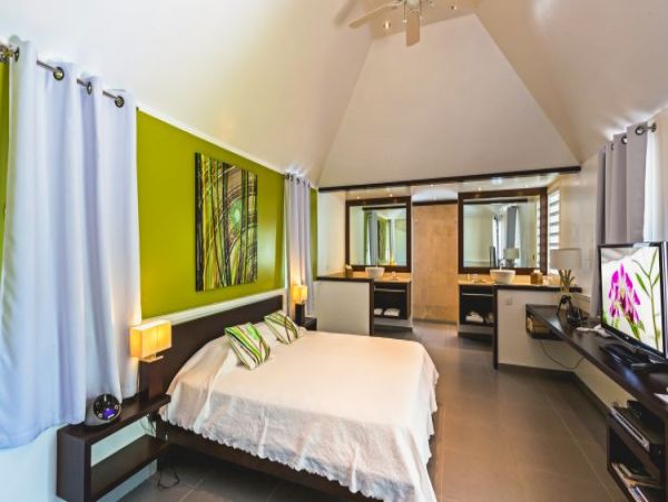 St. Barts Home 964406