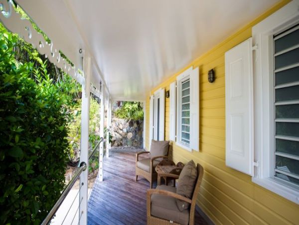 St. Barts Home 964406