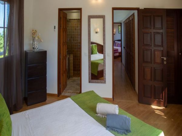 St. Barts Home 964407