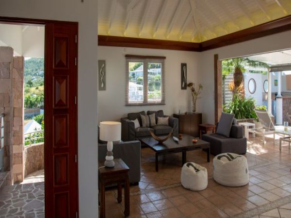 St. Barts Home 964407
