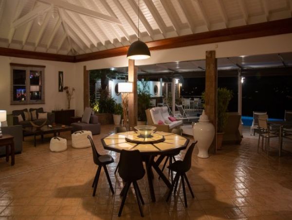 St. Barts Home 964407